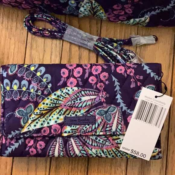 Small Trimmed Vera in Batik Leaves with matching Crossbody Wallet. - Picture 7 of 10